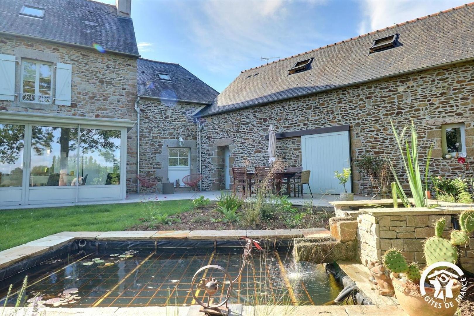 Le Jardin De Quercus Bazouges-la-Pérouse Exterior foto